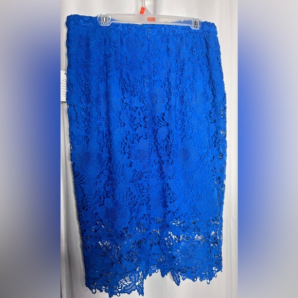 NWT Eloquii Floral Lace Cobalt Blue skirt - Picture 4 of 8